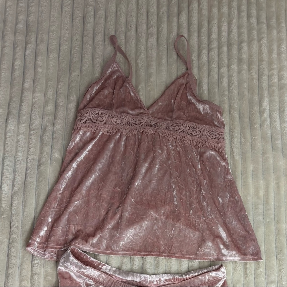 Jessica Simpson Pink Velvet Pajama Set